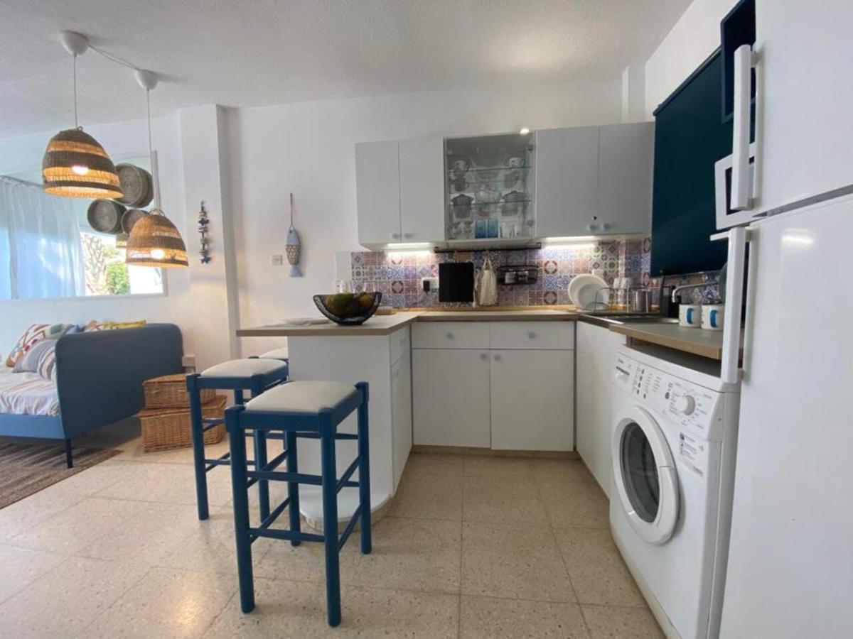 Romy'S Cozy One Bedroom Apt Larnaca Ngoại thất bức ảnh