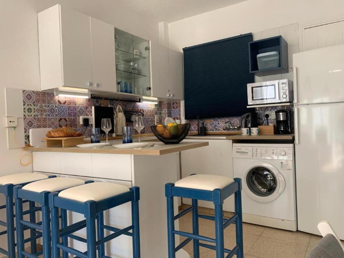 Romy'S Cozy One Bedroom Apt Larnaca Ngoại thất bức ảnh